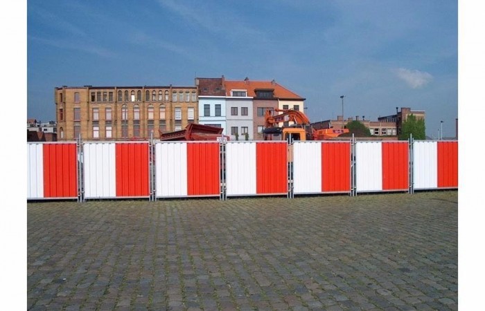 Строительные ограждения из профлиста