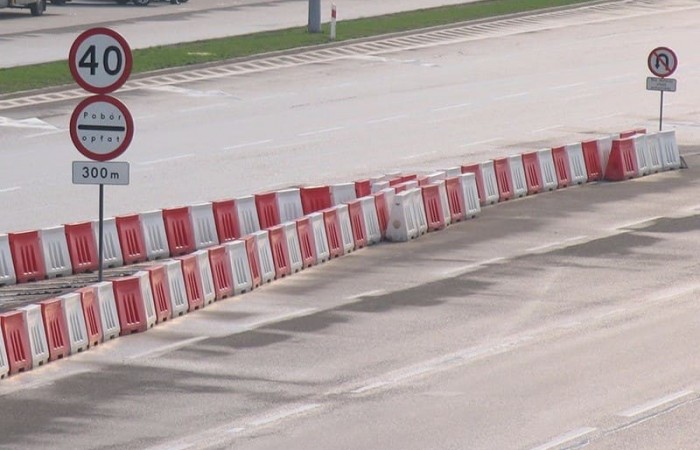 Waterfield barrier T.4